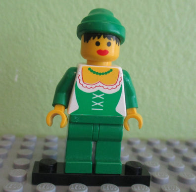 LEGO Minifigure-Forestwoman - Original-Castle / Forestmen-CAS122-Creative Brick Builders